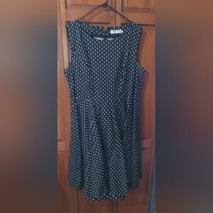 Black and white polka dot fit and flare dress Grace Karin